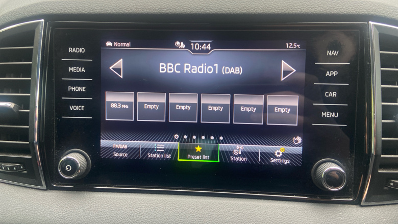 Skoda Karoq 1.5 TSI SE L 5dr DSG Petrol Estate